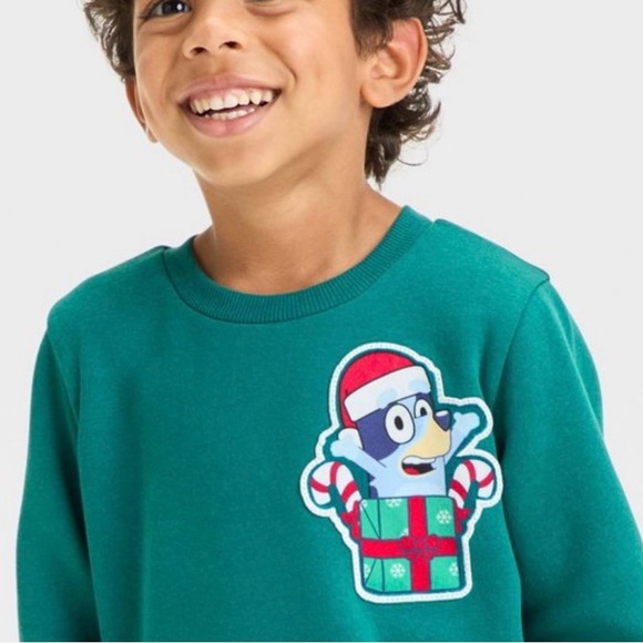 New! Festive Green Bluey Sweatshirt - Picture 12 of 12